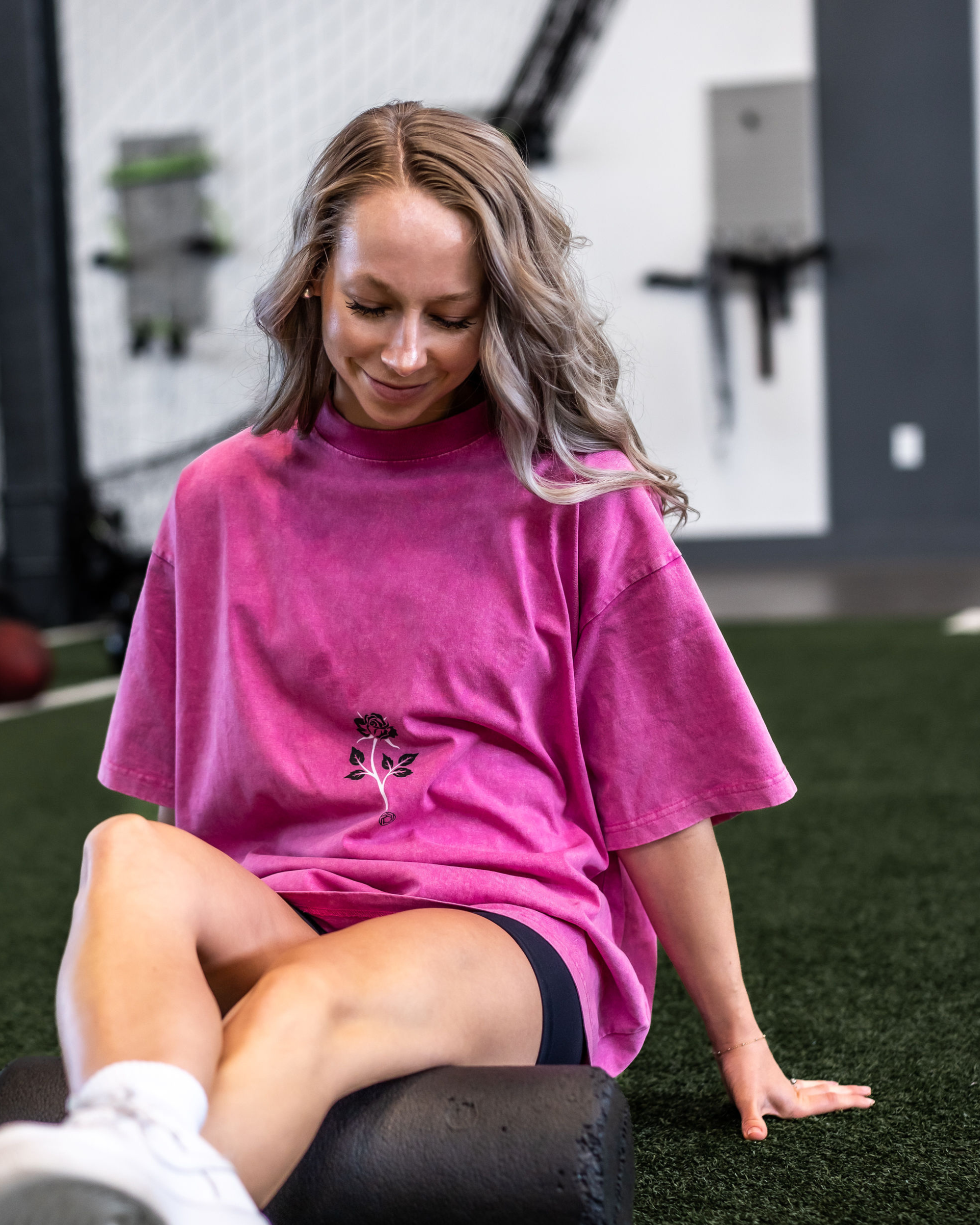 Relaxed Stonewash Tee | Roses