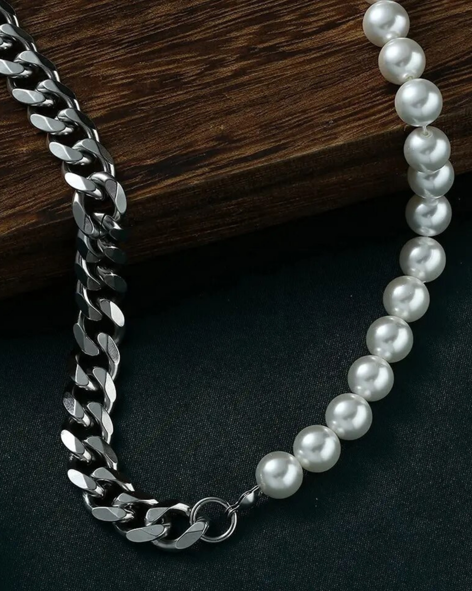 Pearl / Cuban Necklace