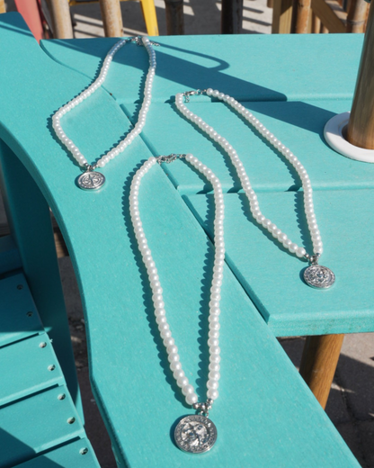 Pearl Pendant Necklace | Medusa