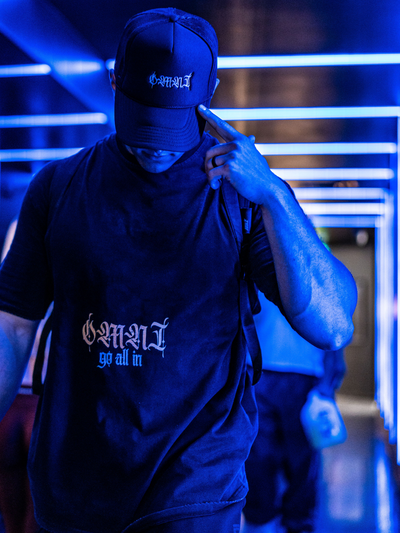 Relaxed Frayed Tee | Tri-Emblem